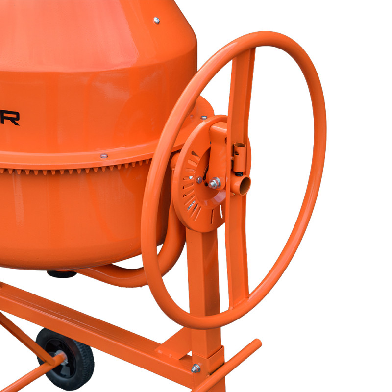 Бетономішалка Кентавр БМ-140-2СК